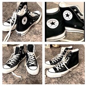 Converse Chuck Taylor 70 Ні Тор
Black/Black/Egret